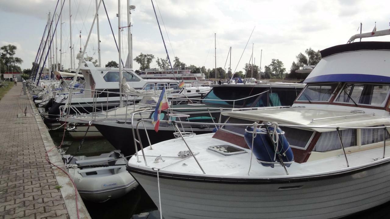 FEWO Hafenblick Ueckermünde Exterior foto
